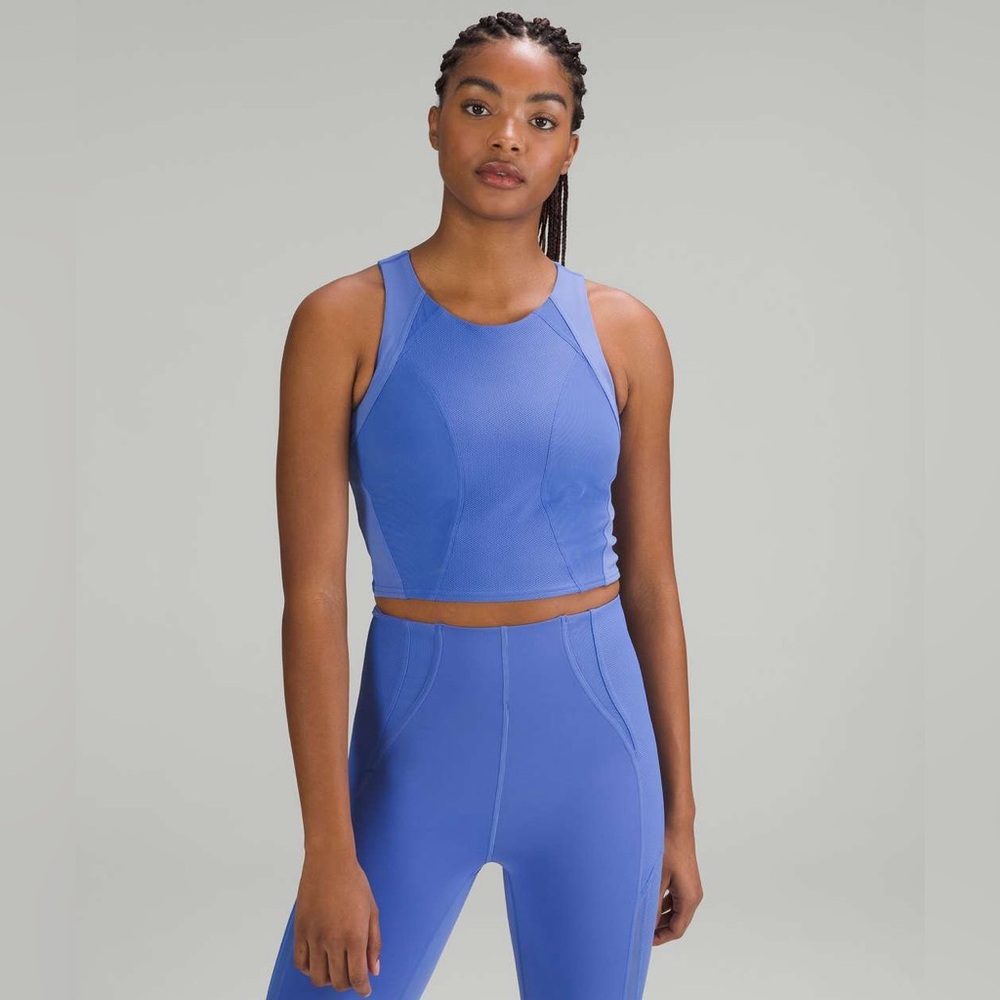 Lululemon Mesh Panelled Training Shelf Tank Top- size 0/2